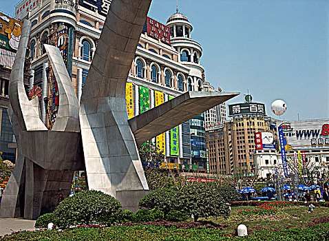上海新世界生活广场图片