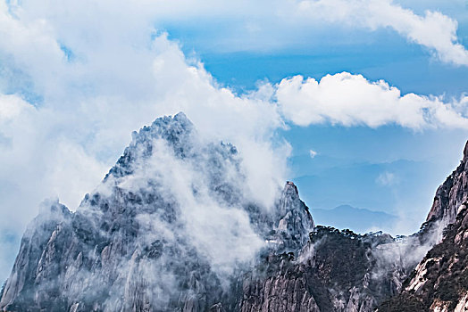 安徽省黄山市黄山风景区莲花峰自然景观