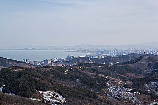 远眺烟台莱山区