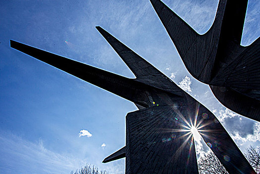 塞尔维亚的前南斯拉夫纪念碑-红星
