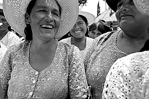 玻利维亚人,女人,庆贺,读,书写,跑,古巴人,政府,玻利维亚,十一月,2006年