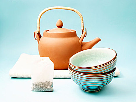茶壶,杯子,茶叶包