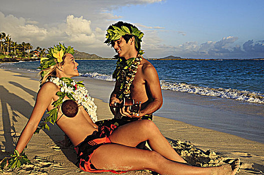 夏威夷,瓦胡岛,年轻,草裙舞,海滩,夫妻