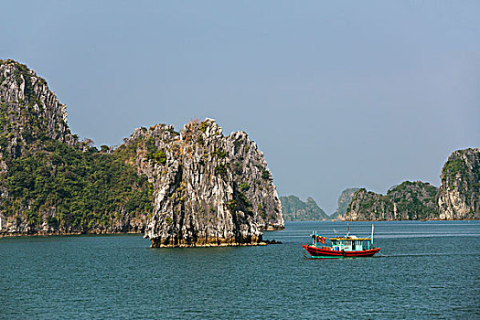 越南,广宁省,下龙湾,传统,渔船,许多,石灰岩,岛屿,世界遗产,自然美