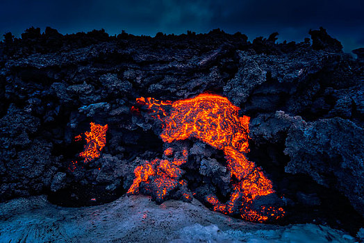 发光,火山岩,喷发,裂缝,靠近,火山,冰岛,八月,北方,岩浆