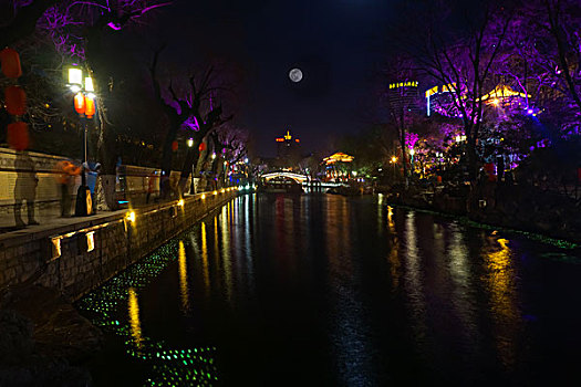 济南护城河夜景
