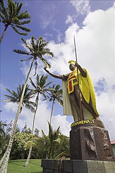 夏威夷,夏威夷大岛,北柯哈拉,国王,卡米哈米哈,雕塑,棕榈树,多云,蓝天