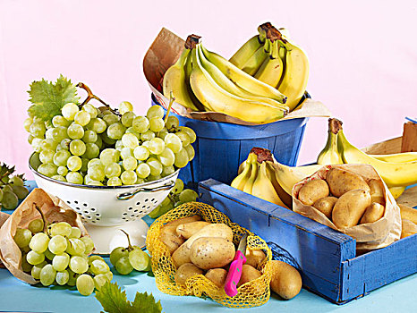 葡萄,香蕉,土豆