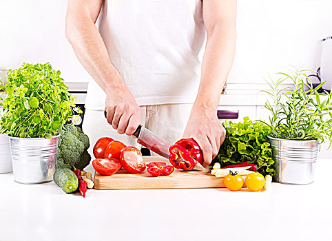 手,准备,蔬菜,切菜板,厨房