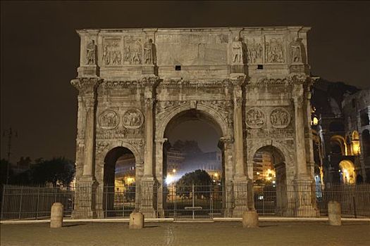 君士坦丁凯旋门,意大利
