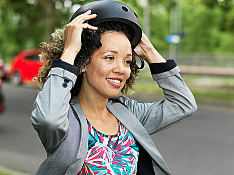 中年,女人,穿戴,自行车,安全帽