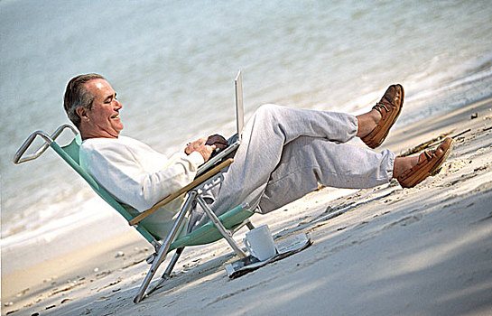 老人,慵懒,海滩,笔记本电脑,电脑
