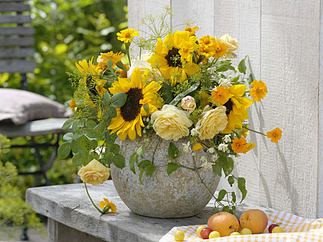 黄色,夏日花束,球,花瓶
