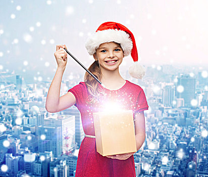 圣诞节,休假,高兴,人,概念,微笑,女孩,圣诞老人,帽子,礼盒,魔法棒,上方,雪,城市,背景