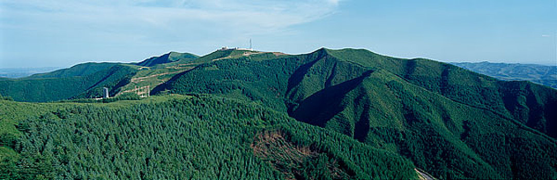 宁夏六盘山风光