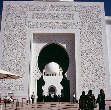 阿布扎比,清真寺