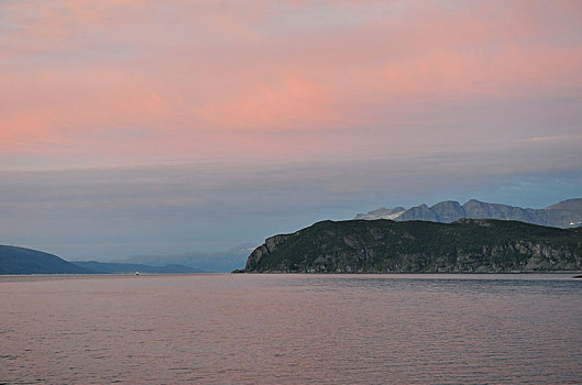 日落,峡湾,特罗姆斯,挪威北部,挪威,欧洲