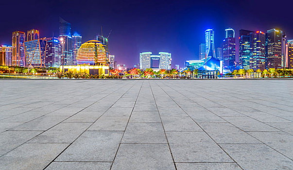 道路路面和杭州钱江新城夜景