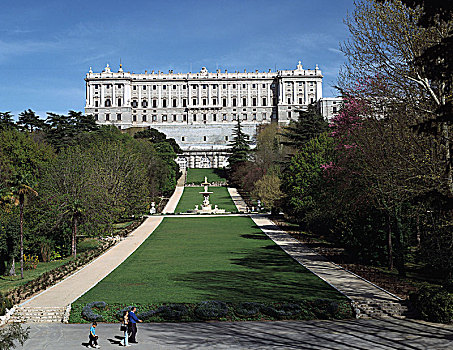 马德里皇宫,草原,马德里,西班牙