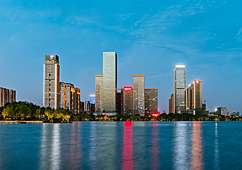 安徽省合肥市天鹅湖高楼建筑景观