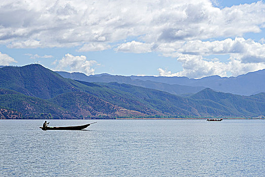 泸沽湖