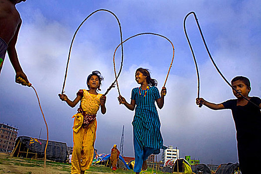 女孩,种族,玩,游戏,蹦跳,环,群体,古老,缅甸,靠近,达卡,室外,遥远,区域,孟加拉