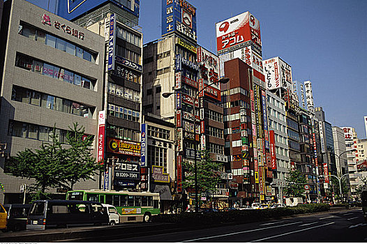 道路,新宿,东京,日本