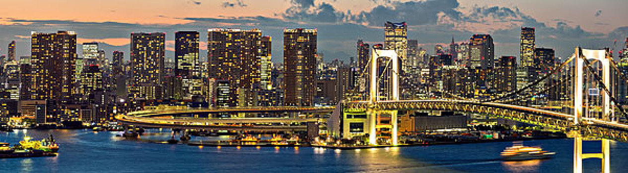 东京塔,彩虹桥