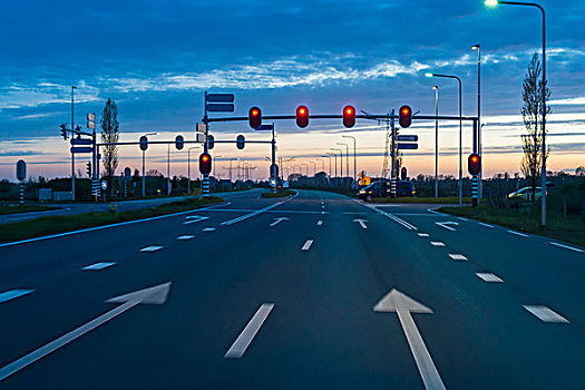道路,交叉,红色,红绿灯,黄昏,荷兰