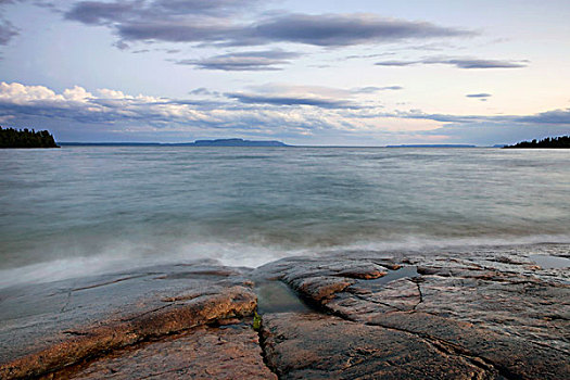 岩石,海岸线,苏必利尔湖,桑德贝,安大略省,加拿大