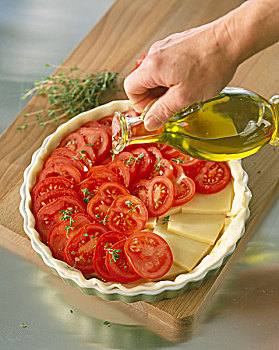 西红柿,烙饼用平底锅,倒出,小,橄榄油