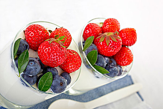 新鲜,酸奶,草莓,蓝莓