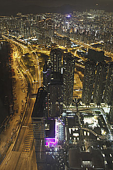 从天际100俯视九龙的建筑物,香港九龙