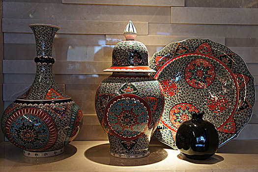 土耳其特色瓷器,花瓶,坛,盆