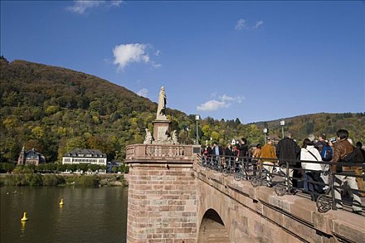 游客,桥,雕塑,内卡河,海德尔堡,巴登符腾堡,德国