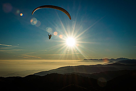 滑伞运动,俯视,蒙特卡罗,格拉巴酒,天气,日落,航拍,威尼托,意大利,欧洲