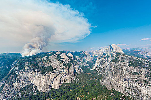风景,冰河,优胜美地山谷,森林火灾,烟,左边,半圆顶,优胜美地国家公园,加利福尼亚,美国,北美