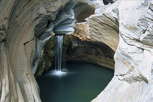 小,瀑布,峡谷,卡瑞吉尼国家公园,西澳大利亚,澳大利亚,大洋洲