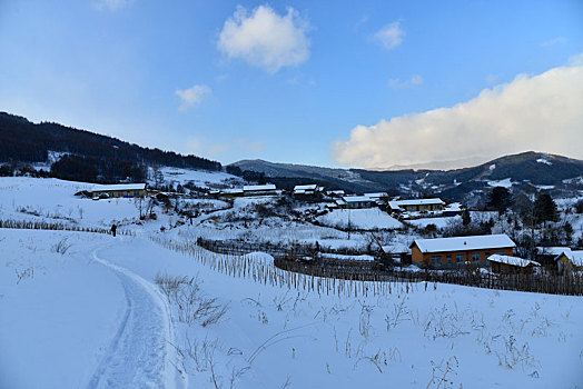 冬季吉林雪村-松岭美景如画