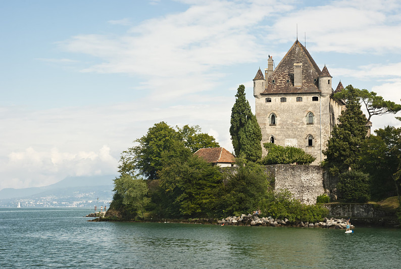 日内瓦湖古堡图片