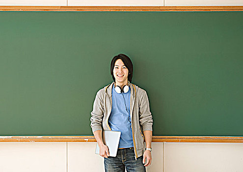 学生,微笑,正面,黑板,校园,教室