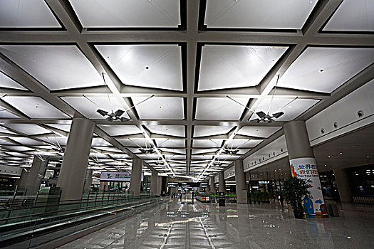 上海虹桥机场2号航站楼内景