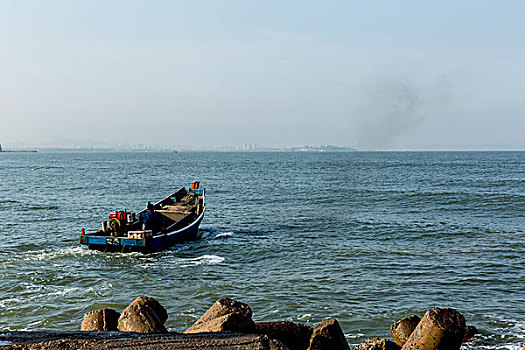 海滩大海