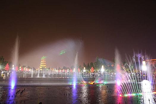 陕西西安大雁塔北广场音乐喷泉
