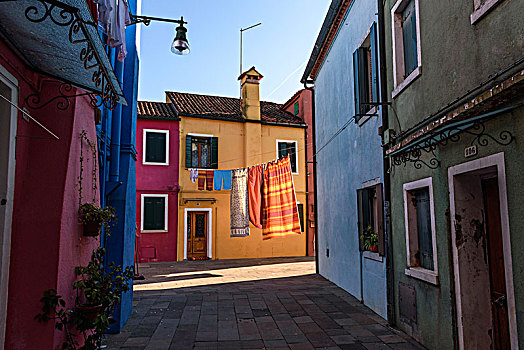 狭窄,小路,彩色,建筑,衣服,晾衣绳,威尼斯,意大利