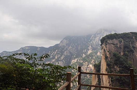 奇险天下第一山,西岳,华山旅游掀热潮