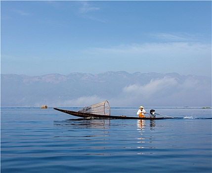 传统,缅甸,渔民,茵莱湖
