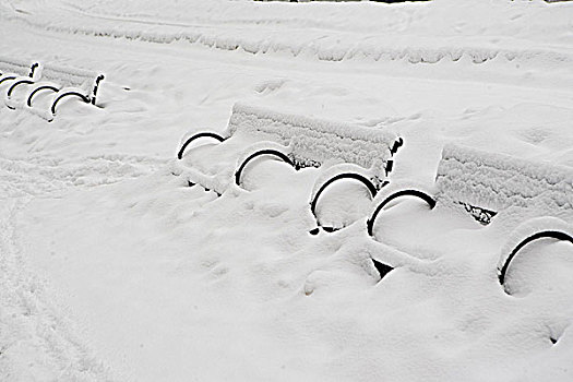 长椅,积雪