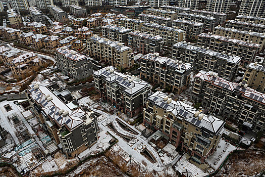 秦皇岛金海湾北戴河浅水湾辛丑牛年第一场春雪景色怡人