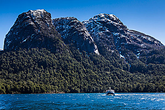渡船,湖,山,纳韦尔瓦皮,国家公园,阿根廷